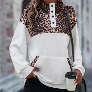 Leopard pattern Button details Kangaroo front Pocket casual Sweatshirt top